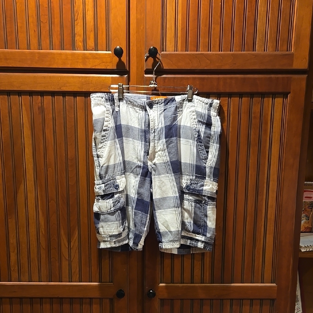 Men's Blue and White Plaid Cargo Shorts
